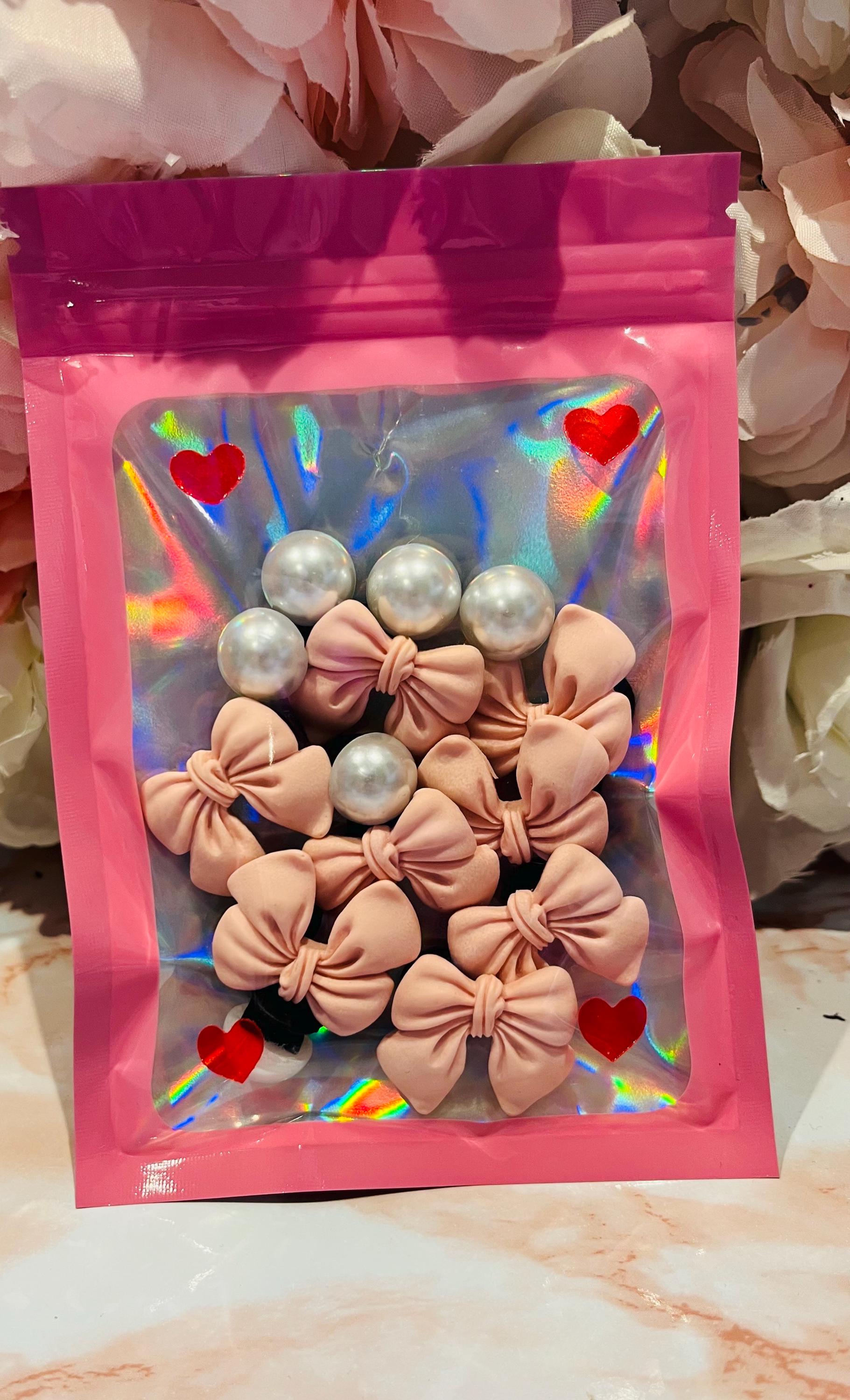 Pink Bow & Pearl Croc Charms - 14 Piece Shoe Clip Set