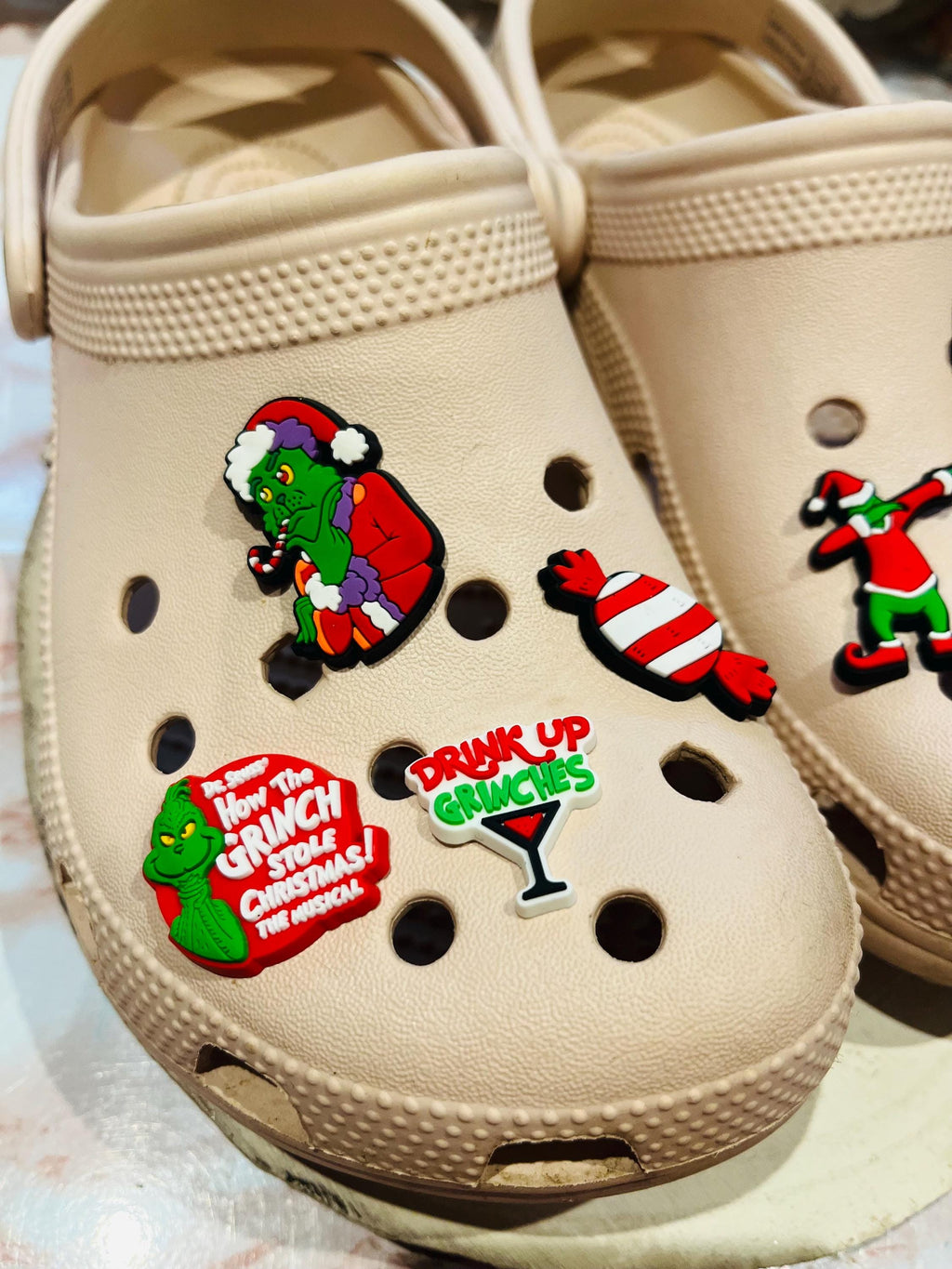 Set of 8 The Grinch Christmas Croc Charms