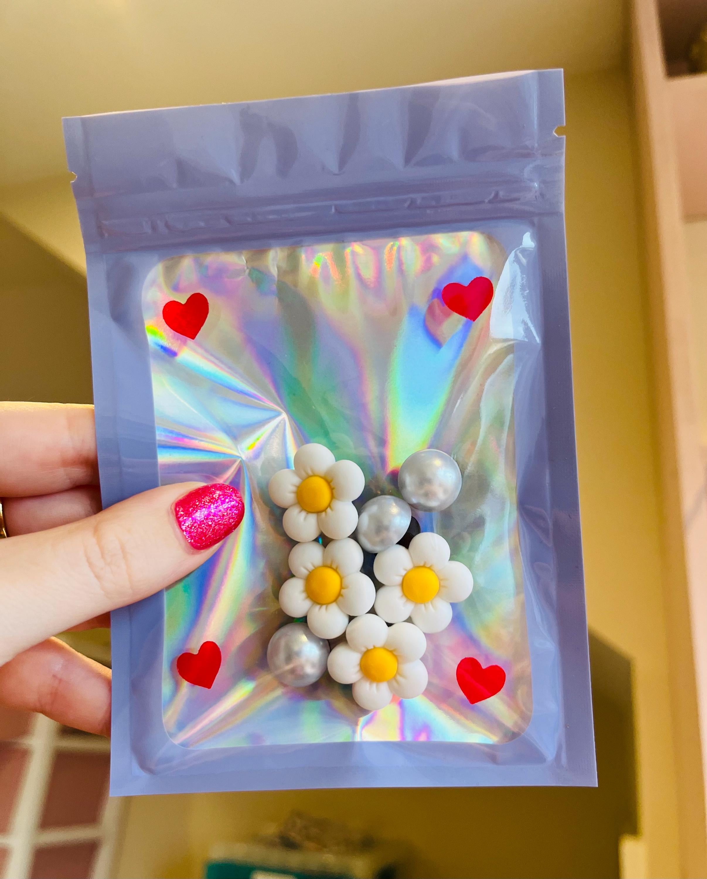 Pretty Girly Croc Charms Pearls And Daisys Set of 7 Shoe Clips