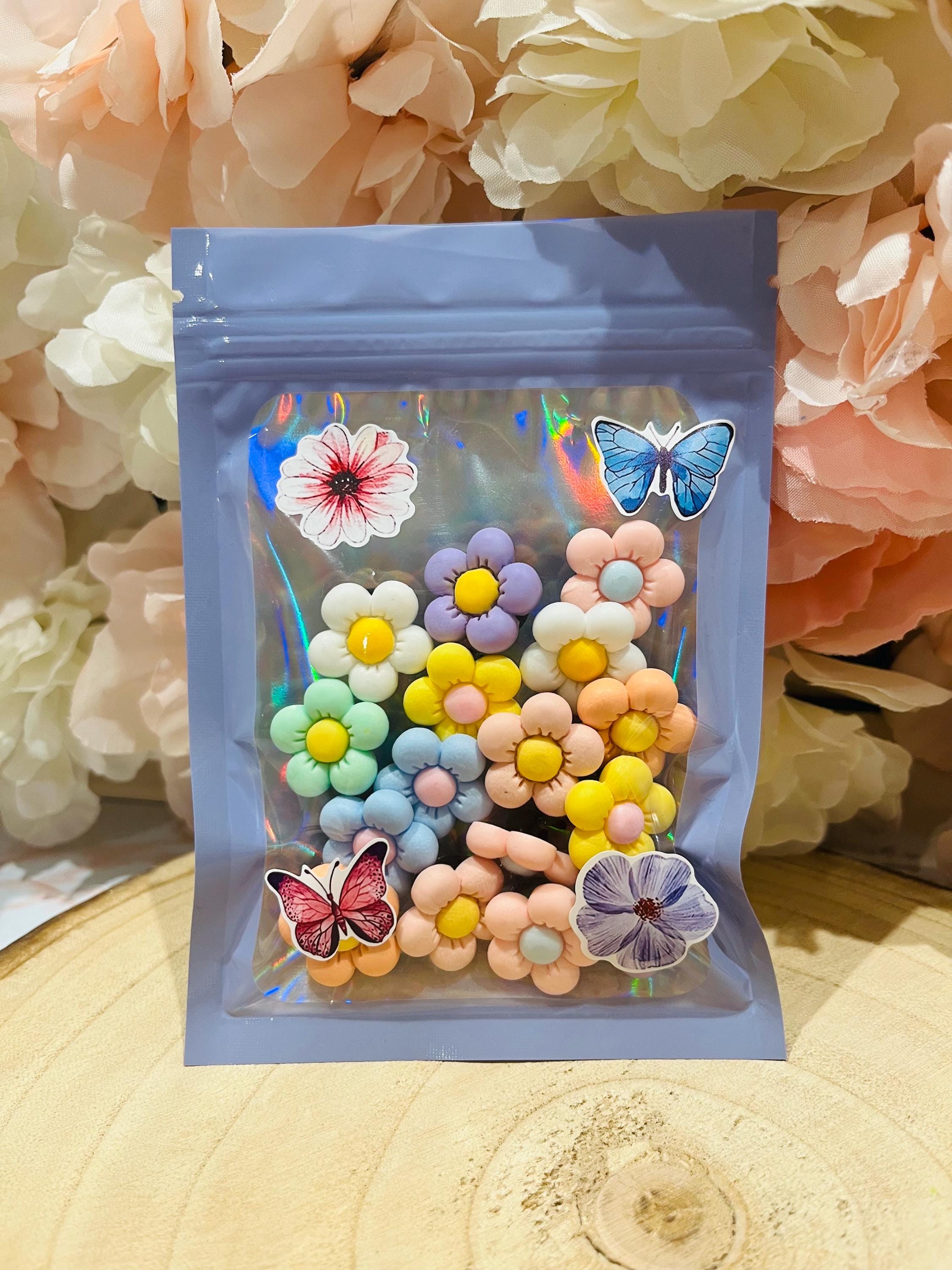 Set of 16 Flower Croc Charms