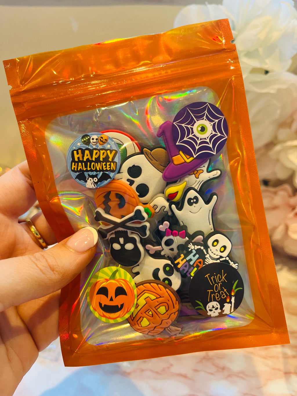 Halloween Croc Charms: Spooky Pumpkins, Ghosts, Witches - 13 Pack