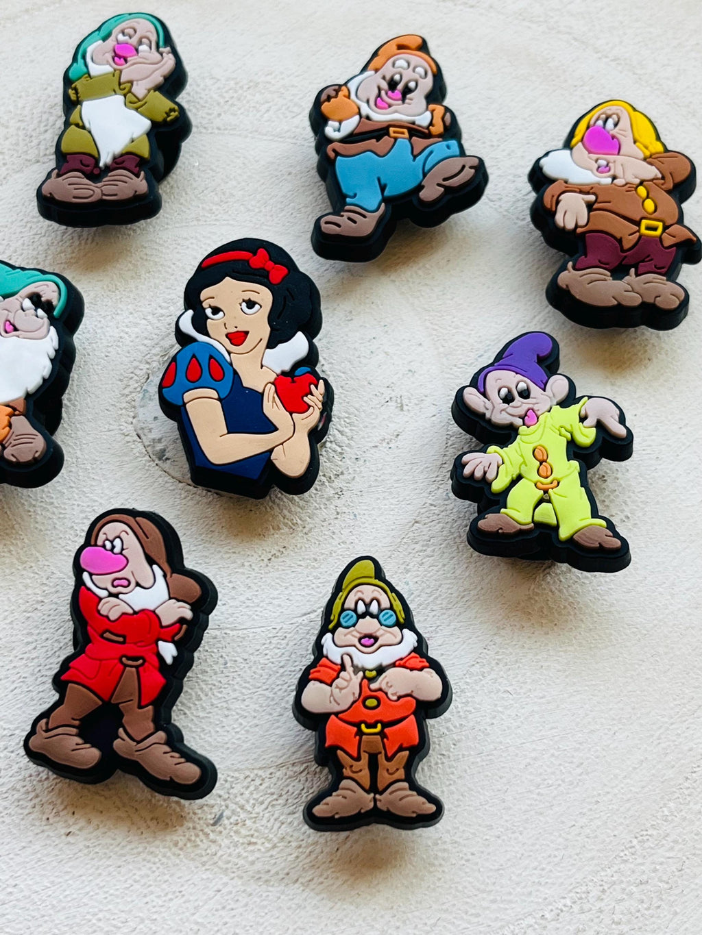 Snow White Croc Charm Pack Set of 8 | Seven Dwarfs & Snow White | Disney Croc Charms | Disneyland | Shoe Accessories | Clogs | Girls Crocs