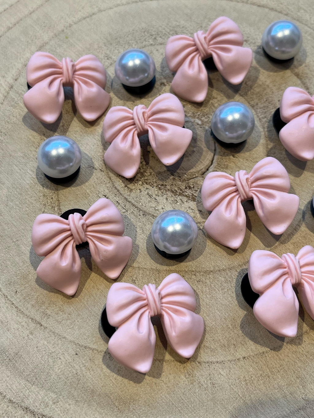 pearl and bow croc charm set decorative shoe charms (pack of 14)